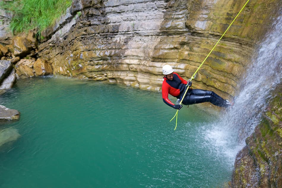 activite-canyoning-annecy