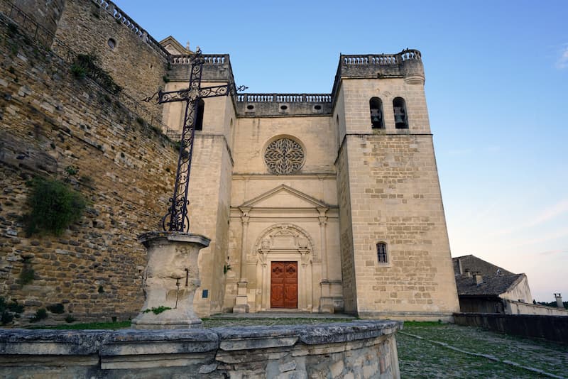 collegiale-saint-sauveur-grignan